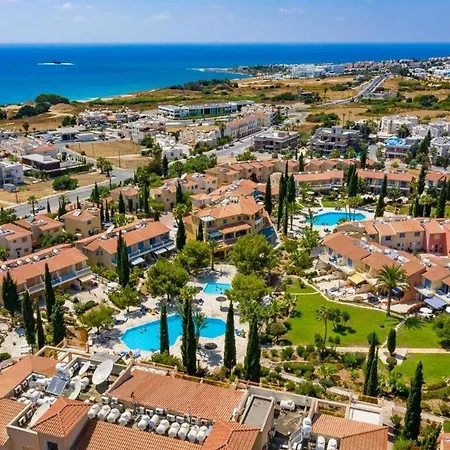 1 Bedroom In Regina Gardes 2