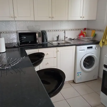 Διαμέρισμα 1 Bedroom In Regina Gardes 2